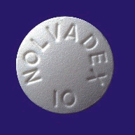 日本 PMDA 患者指南中的 NOLVADEX 10 白色圆片